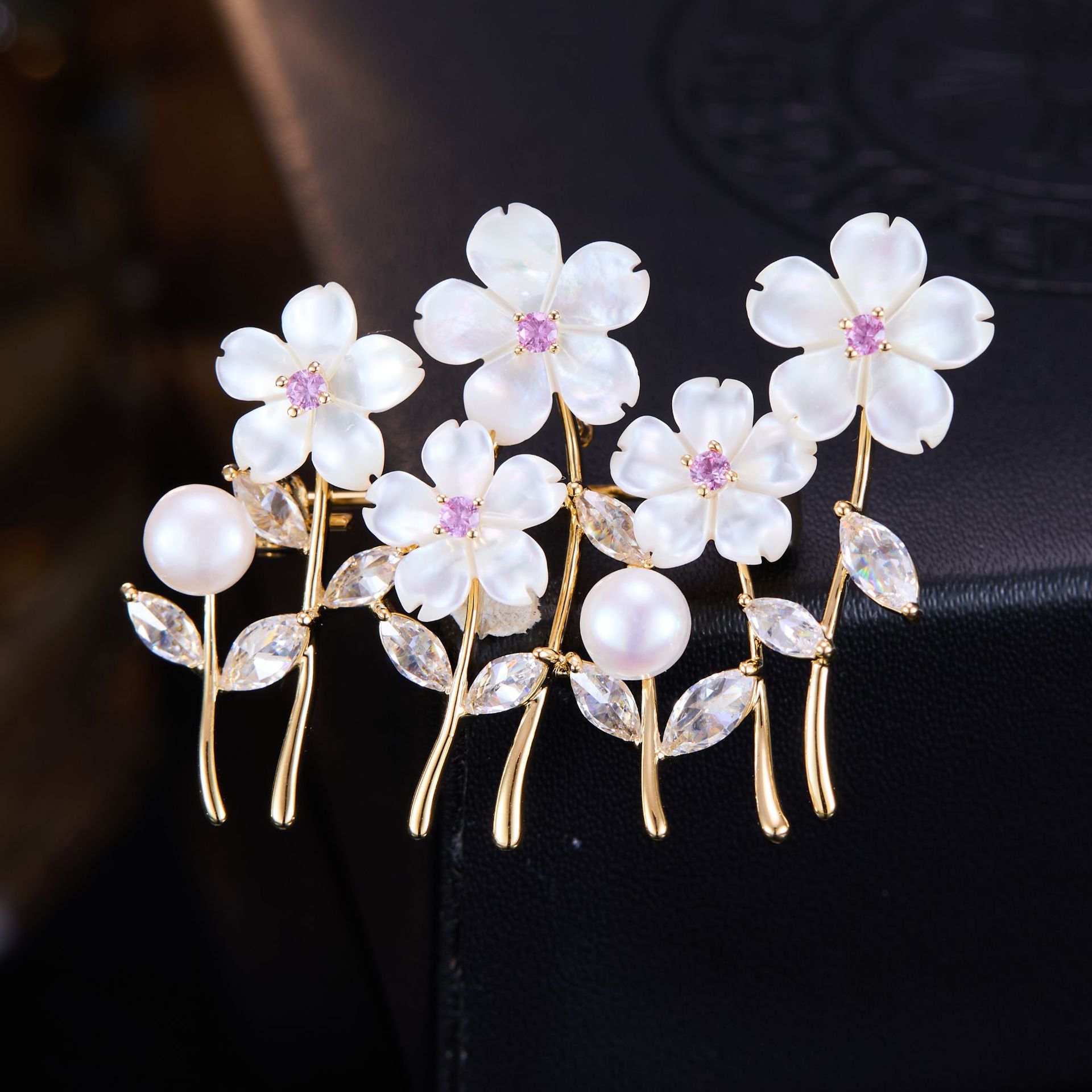 Women Accessories Bouquet - OKILY Elegante Witte Parelmoer Kersenbloesem Broche
